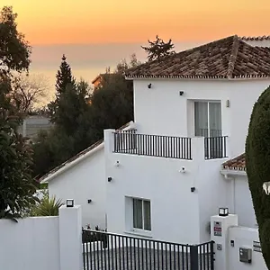 luxury-villa-andalucia-seaview-private-pool.es-andalucia.com/